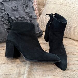 Stuart Weitzman black suede ankle boots with heel 37
